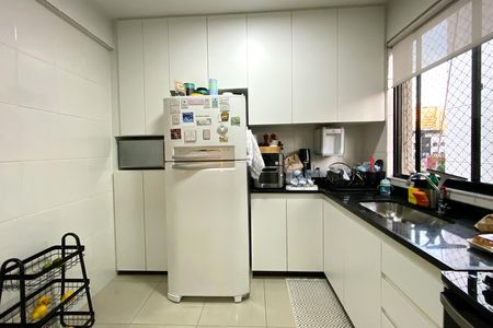 Apartamento para alugar com 158m², 2 quartos e 3 vagas Apartamento para alugar com 158m², 2 quartos e 3 vagasCozinha