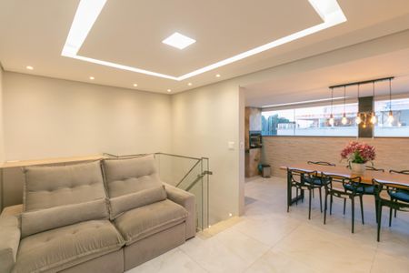 Apartamento à venda com 114m², 2 quartos e 1 vaga