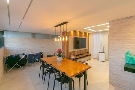 Apartamento à venda com 2 quartos, 114m² em Itapoã, Belo Horizonte