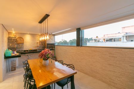 Apartamento à venda com 114m², 2 quartos e 1 vaga