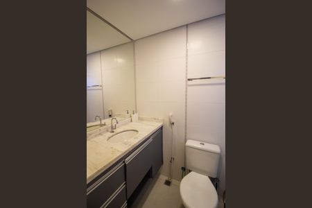 Apartamento para alugar com 71m², 2 quartos e 2 vagas Apartamento para alugar com 71m², 2 quartos e 2 vagasBanheiro da Suíte 2