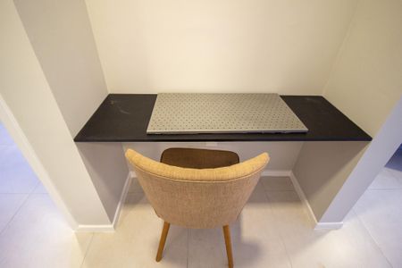 Detalhe corredor  de apartamento para alugar com 2 quartos, 71m² em Jardim Emilia, Sorocaba