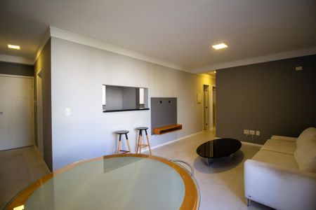 Apartamento para alugar com 71m², 2 quartos e 2 vagas Apartamento para alugar com 71m², 2 quartos e 2 vagasSala