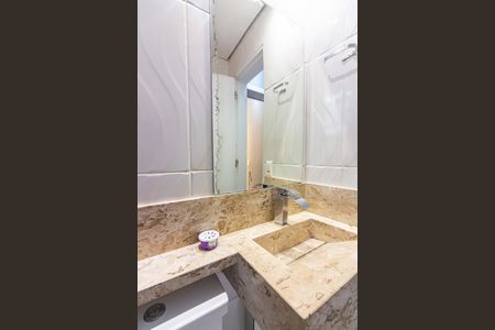 Apartamento para alugar com 58m², 2 quartos e 1 vaga Apartamento para alugar com 58m², 2 quartos e 1 vagaBanheiro