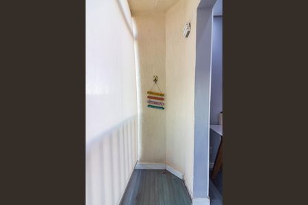 Sacada de apartamento à venda com 2 quartos, 58m² em Piratininga, Osasco