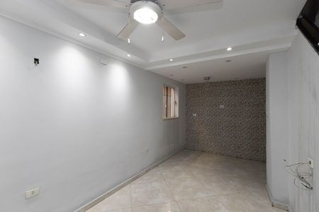 Casa para alugar com 120m², 3 quartos e 1 vaga Casa para alugar com 120m², 3 quartos e 1 vagaSala