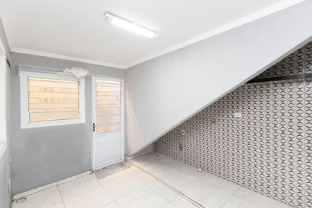 Casa para alugar com 120m², 3 quartos e 1 vaga Casa para alugar com 120m², 3 quartos e 1 vagaÁrea de Serviço