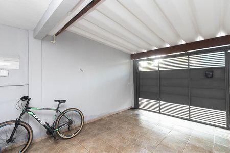 Casa para alugar com 120m², 3 quartos e 1 vaga Casa para alugar com 120m², 3 quartos e 1 vagaGaragem