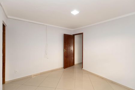 Casa para alugar com 120m², 3 quartos e 1 vaga Casa para alugar com 120m², 3 quartos e 1 vagaQuarto 1