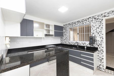 Casa para alugar com 120m², 3 quartos e 1 vaga Casa para alugar com 120m², 3 quartos e 1 vagaCozinha - Armários