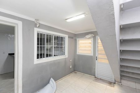 Casa para alugar com 120m², 3 quartos e 1 vaga Casa para alugar com 120m², 3 quartos e 1 vagaÁrea de Serviço