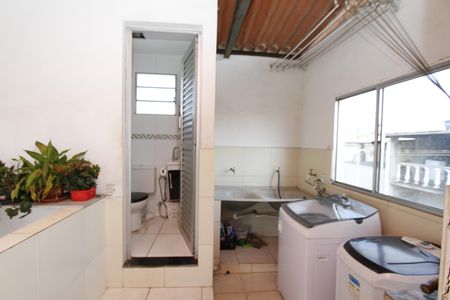 Casa à venda com 6 quartos, 200m² em Ventosa, Belo Horizonte