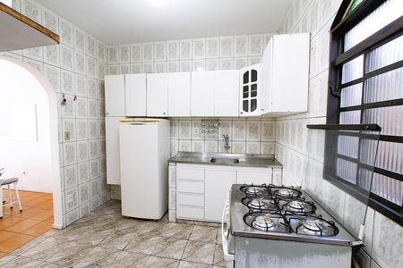 Casa à venda com 6 quartos, 200m² em Ventosa, Belo Horizonte