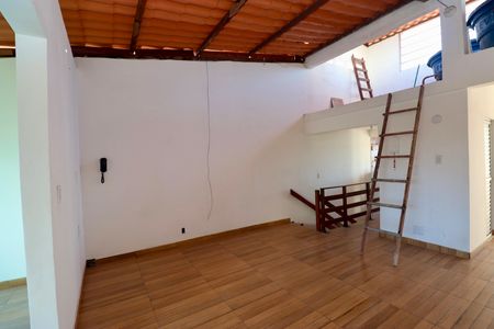 Casa de condomínio para alugar com 120m², 2 quartos e 1 vaga Casa de condomínio para alugar com 120m², 2 quartos e 1 vagaCobertura