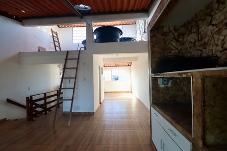 Casa de condomínio para alugar com 120m², 2 quartos e 1 vaga Casa de condomínio para alugar com 120m², 2 quartos e 1 vagaCobertura