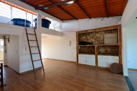 Casa de condomínio para alugar com 120m², 2 quartos e 1 vaga Casa de condomínio para alugar com 120m², 2 quartos e 1 vagaCobertura