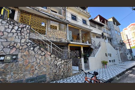 Fachada de casa de condomínio para alugar com 2 quartos, 120m² em Cabula, Salvador