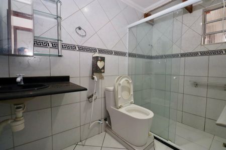 Casa de condomínio para alugar com 120m², 2 quartos e 1 vaga Casa de condomínio para alugar com 120m², 2 quartos e 1 vagaBanheiro
