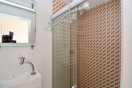 Casa de condomínio para alugar com 120m², 2 quartos e 1 vaga Casa de condomínio para alugar com 120m², 2 quartos e 1 vagaBanheiro cobertura