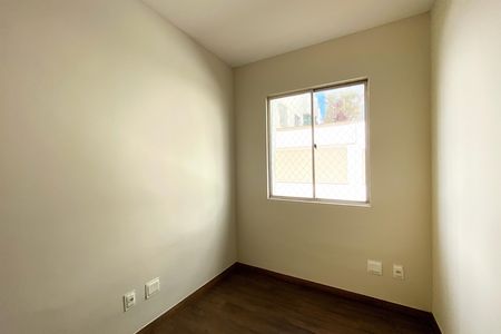 Apartamento à venda com 115m², 5 quartos e 1 vaga Apartamento à venda com 115m², 5 quartos e 1 vagaQuarto 3