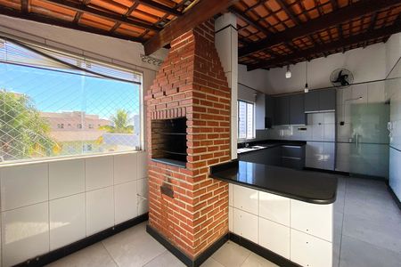Espaço Gourmet de casa à venda com 5 quartos, 115m² em Castelo, Belo Horizonte