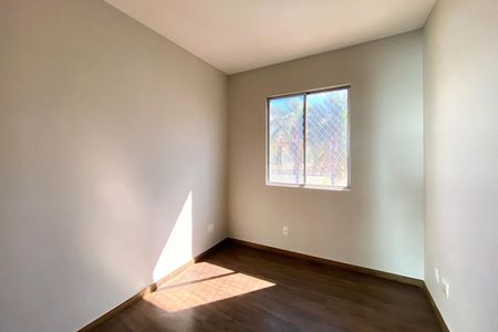 Apartamento à venda com 115m², 5 quartos e 1 vaga Apartamento à venda com 115m², 5 quartos e 1 vagaQuarto 2