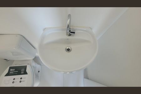 Banheiro de apartamento para alugar com 2 quartos, 34m² em Vila Ivone, São Paulo