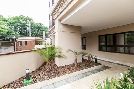 Hall de entrada de apartamento para alugar com 2 quartos, 105m² em Empresarial 18 do Forte, Barueri