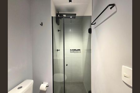 Apartamento para alugar com 23m², 1 quarto e sem vaga Apartamento para alugar com 23m², 1 quarto e sem vagaBanheiro da Suíte