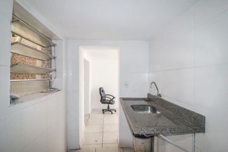 Sala/Quarto/Cozinha/Área de Serviço de apartamento para alugar com 0 quarto, 50m² em Parque Peruche, São Paulo