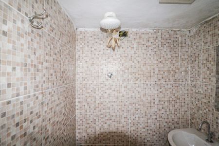 Banheiro de apartamento para alugar com 0 quarto, 50m² em Parque Peruche, São Paulo