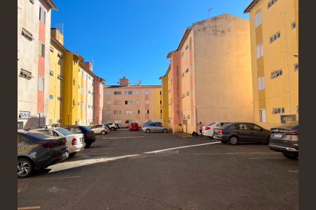 Apartamento à venda com 72m², 3 quartos e 1 vaga Apartamento à venda com 72m², 3 quartos e 1 vagaFachada