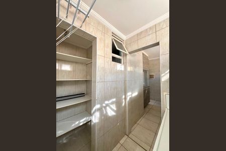 Apartamento à venda com 72m², 3 quartos e 1 vaga Apartamento à venda com 72m², 3 quartos e 1 vagaÁrea de serviço