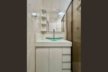Apartamento à venda com 72m², 3 quartos e 1 vaga Apartamento à venda com 72m², 3 quartos e 1 vagaBanheiro