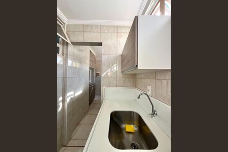 Apartamento à venda com 72m², 3 quartos e 1 vaga Apartamento à venda com 72m², 3 quartos e 1 vagaÁrea de serviço