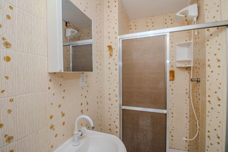 Banheiro de apartamento para alugar com 1 quarto, 62m² em Sarandi, Porto Alegre