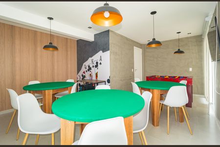 Apartamento para alugar com 29m², 1 quarto e 1 vaga Apartamento para alugar com 29m², 1 quarto e 1 vagaSalão de jogos