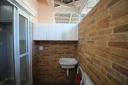 Casa de condomínio para alugar com 110m², 3 quartos e 2 vagas