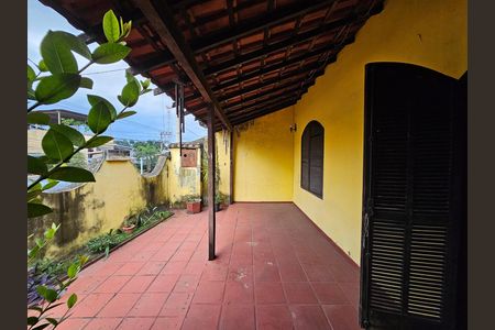 Varanda de casa para alugar com 3 quartos, 100m² em Olinda, Nilópolis