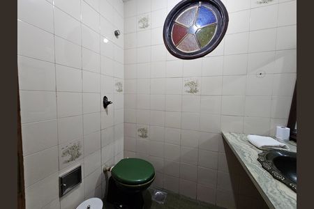 Casa para alugar com 100m², 3 quartos e 2 vagasLavabo
