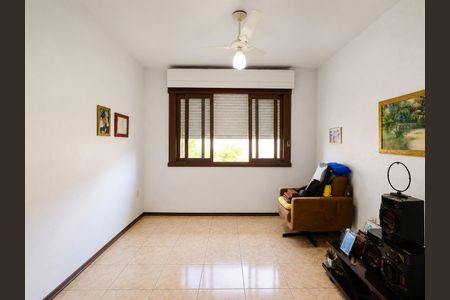 Quarto de casa para alugar com 3 quartos, 128m² em Centro, Gravataí