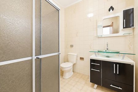 Casa para alugar com 128m², 3 quartos e 5 vagas Casa para alugar com 128m², 3 quartos e 5 vagasBanheiro