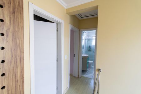 Corredor de casa à venda com 3 quartos, 170m² em Hípica, Porto Alegre