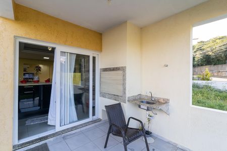 Churrasqueira de casa à venda com 3 quartos, 170m² em Hípica, Porto Alegre