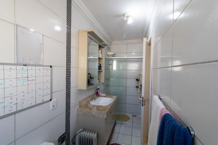 Casa à venda com 170m², 3 quartos e sem vaga Casa à venda com 170m², 3 quartos e sem vagaBanheiro da Suíte