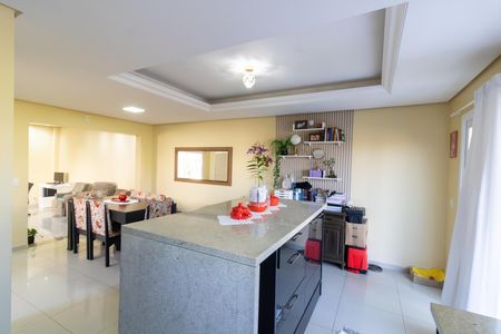 Casa à venda com 170m², 3 quartos e sem vaga Casa à venda com 170m², 3 quartos e sem vagaCozinha