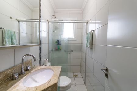 Casa à venda com 170m², 3 quartos e sem vaga Casa à venda com 170m², 3 quartos e sem vagaBanheiro