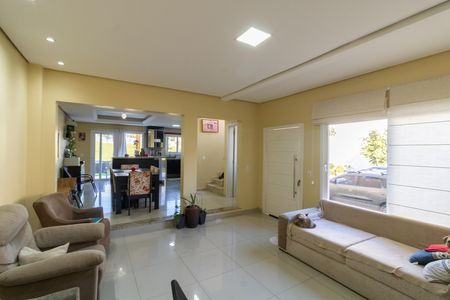 Casa à venda com 170m², 3 quartos e sem vaga Casa à venda com 170m², 3 quartos e sem vagaSala