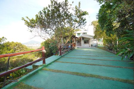 Casa para alugar com 300m², 2 quartos e 2 vagasGaragem