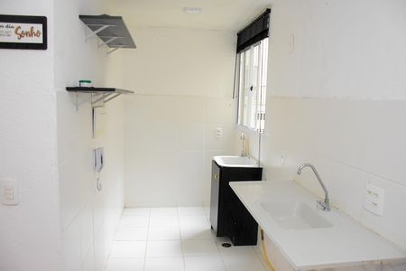 Cozinha/Área de serviço de apartamento para alugar com 2 quartos, 41m² em Parque Marechal Rondon, Cachoeirinha